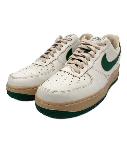 NIKE（ナイキ）NIKE (ナイキ) NIKE WMNS AIR FORCE 1 '07 LV8 ホワイト×グリーン サイズ:27.5の古着・服飾アイテム