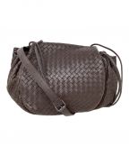 BOTTEGA VENETAボッテガベネタ）の古着「ショルダーバッグ　BOTTEGA VENETA（ボッテガベネタ）245342-V0016　イントレチャート」｜ブラウン