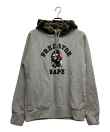 A BATHING APE（アベイシングエイプ）の古着「パーカー」｜グレー