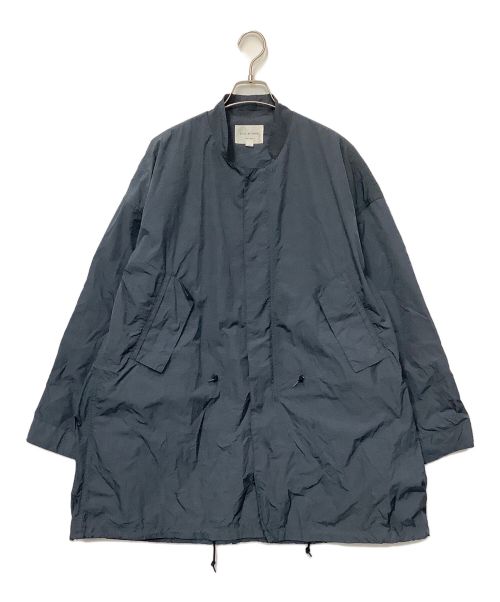 STILL BY HAND（スティルバイハンド）STILL BY HAND (スティルバイハンド) Water-Repellent Crisp Nylon Coat サックスブルー サイズ:46の古着・服飾アイテム