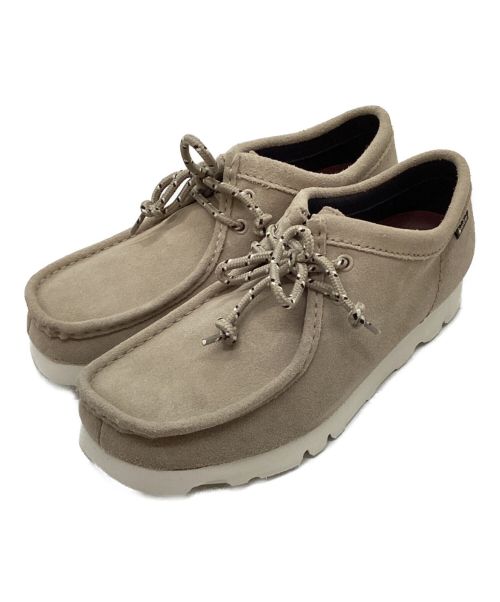 CLARKS（クラークス）CLARKS (クラークス) ワラビーブーツ ベージュ サイズ:US71/2 未使用品の古着・服飾アイテム