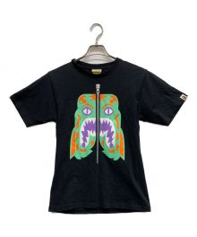 A BATHING APE（アベイシングエイプ）の古着「Tシャツ」｜ブラック