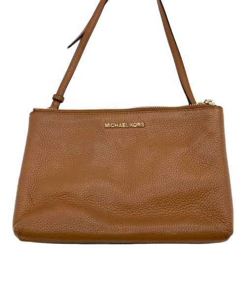 MICHAEL KORS（マイケルコース）MICHAEL KORS (マイケルコース) JET SET TRAVEL DBL GUSSET CROSSBODY ブラウンの古着・服飾アイテム