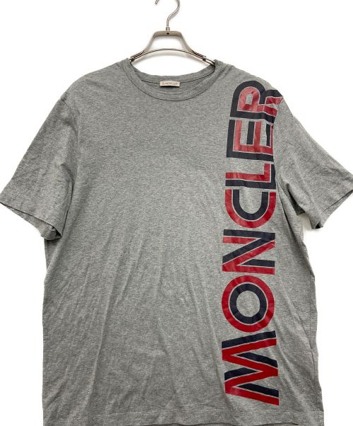 MONCLER（モンクレール）MONCLER (モンクレール) ロゴ半袖Tシャツ グレー サイズ:XLの古着・服飾アイテム