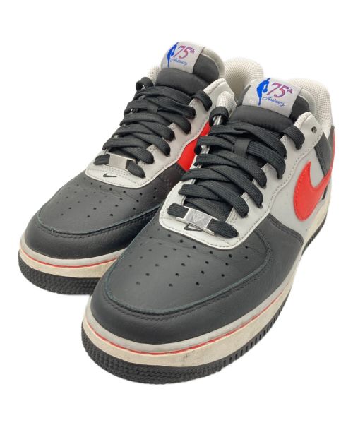 NIKE（ナイキ）NIKE (ナイキ) Air Force 1 Low '07 LV8 ブラック×グレー サイズ:27の古着・服飾アイテム