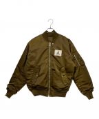 NIKEナイキ）の古着「AS M J ESS STMT VARSITY OW JAC LIGHT OLIVE」｜ベージュ