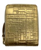 COMME des GARCONSコムデギャルソン）の古着「EMBOSSED LOGOTYPE WALLET」｜ゴールド