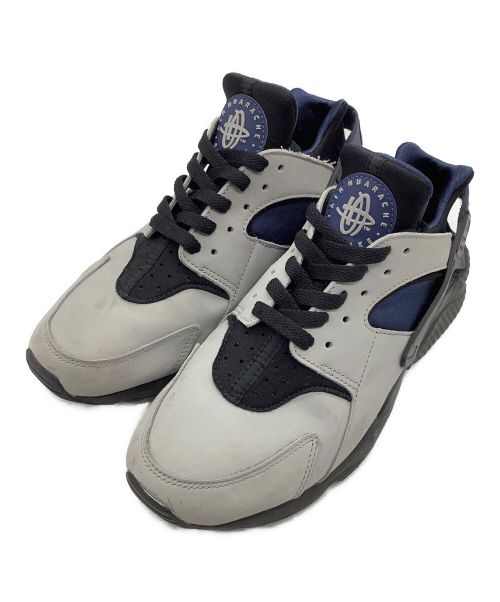 NIKE（ナイキ）NIKE (ナイキ) NIKE AIR HUARACHE LE SHADOW/MIDNIGHT グレー×ネイビー サイズ:SIZE 26.5cmの古着・服飾アイテム