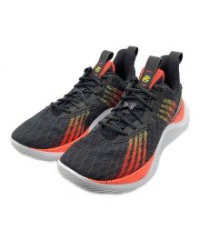 UNDER ARMOUR（アンダー アーマー）の古着「UNDER ARMOUR　カリー10」｜ブラック×オレンジ