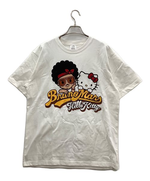 BRUNO MARS（ブルーノ マーズ）BRUNO MARS (ブルーノ マーズ) HELLO KITTY (ハローキティ) コラボプリントTシャツ ホワイト サイズ:Lの古着・服飾アイテム