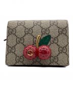 GUCCIグッチ）の古着「2つ折り財布」｜ベージュ