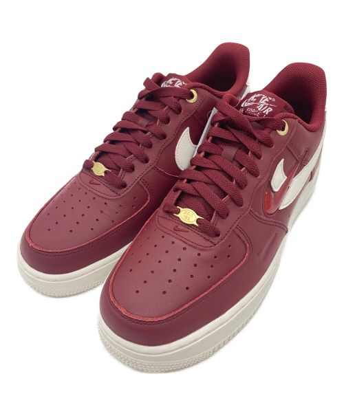 NIKE（ナイキ）NIKE (ナイキ) AIR FORCE 1 '07 PRM TEAM RED レッド サイズ:US9 未使用品の古着・服飾アイテム