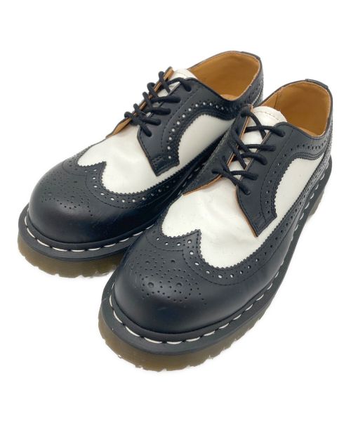 Dr.Martens（ドクターマーチン）Dr.Martens (ドクターマーチン) ウイングチップドレスシューズ ブラック×ホワイト サイズ:US8の古着・服飾アイテム