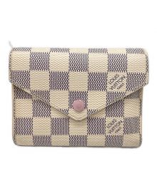 LOUIS VUITTON（ルイ ヴィトン）の古着「3つ折り財布 ダミエ・アズール ポルトフォイユ・ヴィクトリーヌ」