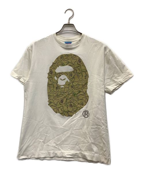 A BATHING APE（アベイシングエイプ）A BATHING APE (ア ベイシング エイプ) Tシャツ ホワイト サイズ:Lの古着・服飾アイテム