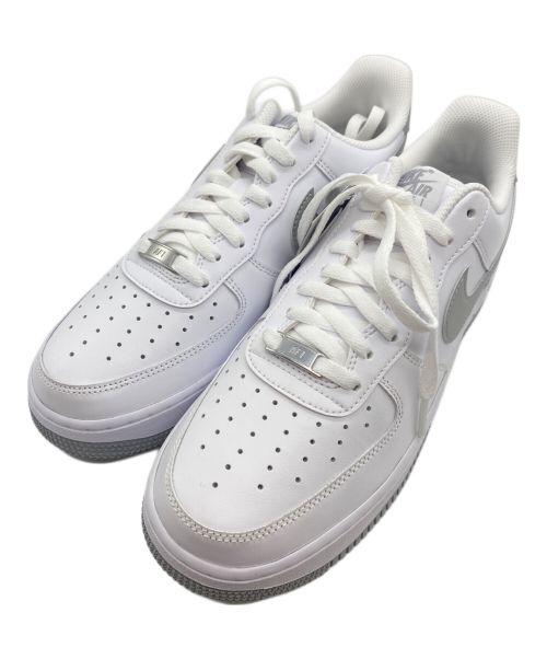 NIKE（ナイキ）NIKE (ナイキ) AIR FORCE 1 '07 グレー×ホワイト サイズ:28cm 未使用品の古着・服飾アイテム