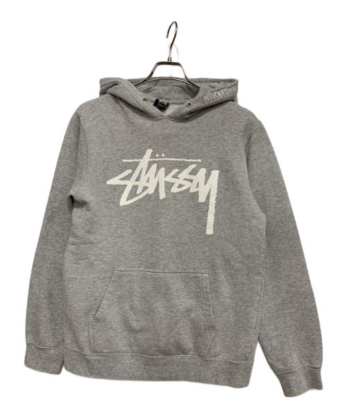 stussy（ステューシー）stussy (ステューシー) プルオーバーパーカー グレー サイズ:Mの古着・服飾アイテム