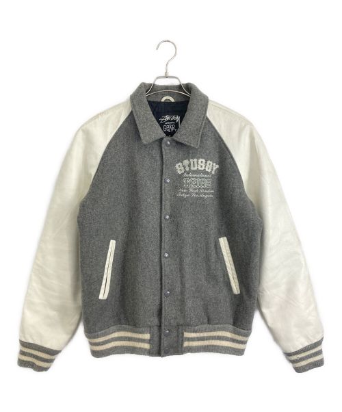 stussy（ステューシー）stussy (ステューシー) stussy アームレザースタジャン ホワイト×グレー サイズ:Lの古着・服飾アイテム