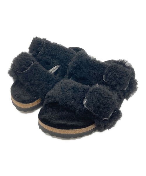 BIRKENSTOCK（ビルケンシュトック）BIRKENSTOCK (ビルケンシュトック) ファーサンダル ブラック サイズ:23.0の古着・服飾アイテム