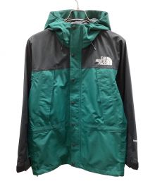 THE NORTH FACE（ザ ノース フェイス）の古着「マウンテンライトジャケット」｜グリーン×ブラック