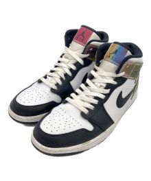 NIKE（ナイキ）の古着「AIR JORDAN 1 MID SE（エア ジョーダン 1 ミッド シーズナルエディション）」｜ホワイト×ブラック