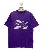 LOUIS VUITTONルイ ヴィトン）の古着「プリントTシャツ」｜パープル