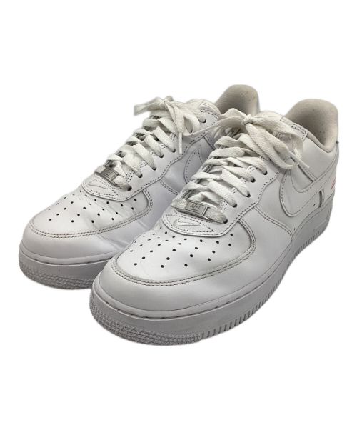 NIKE（ナイキ）NIKE (ナイキ) Supreme (シュプリーム) AIR FORCE 1 LOW/SUPREME（エアフォース1ローシュプリーム） ホワイト サイズ:27cmの古着・服飾アイテム