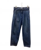 ATTACHMENTアタッチメント）の古着「SUPIMA CO STRETCH DENIM BELTED TAPERED FIT TROUSERS」｜インディゴ