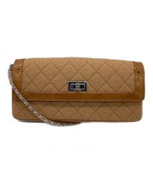 CHANEL（シャネル）の古着「チェーンショルダーバッグ/2.55」｜ブラウン