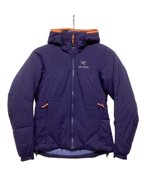 ARC'TERYX（アークテリクス）ARC'TERYX (アークテリクス) アトムARフーディ中綿ジャケット ネイビー サイズ:XSの古着・服飾アイテム