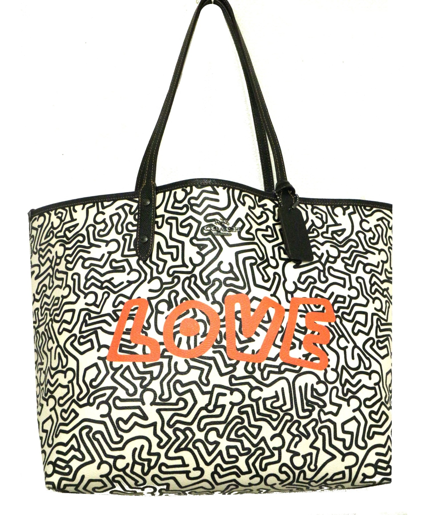 中古 古着通販 Coach Keith Haring コーチ キースヘリング リバーシブルトートバッグ ブラック ホワイト サイズ 下記参照 キースヘリング ブランド 古着通販 トレファク公式 Trefac Fashion