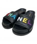 CHANELシャネル）の古着「CHANEL Logo Sandal」｜ブラック