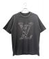 LOUIS VUITTON（ルイ ヴィトン）の古着「NBAロゴプリントクルーネックTシャツ」｜ブラック