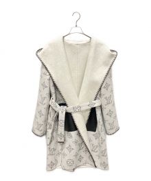 LOUIS VUITTON（ルイ ヴィトン）の古着「Hooded Wrap Coat Mahina」｜グレー