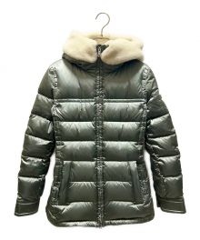 PRADA（プラダ）の古着「Fur hood down jacket ファーフード ダウンジャケット」｜セージグリーン