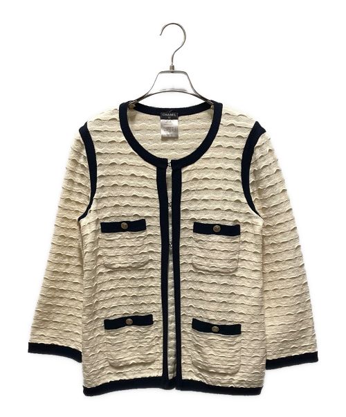 CHANEL（シャネル）CHANEL (シャネル) ココマークボタンニットジャケット ホワイト サイズ:38の古着・服飾アイテム