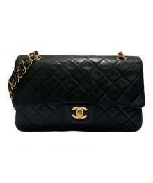 CHANEL（シャネル）の古着「マトラッセ25/Wフラップチェーンショルダーバッグ」｜ブラック