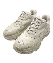 BALENCIAGA（バレンシアガ）の古着「TRIPLE S」｜ベージュ