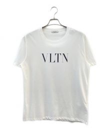 VALENTINO（ヴァレンティノ）の古着「VLTNロゴプリントTシャツ」｜ホワイト
