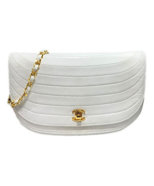 CHANEL（シャネル）CHANEL (シャネル) Chain shoulder bag（チェーンショルダーバッグ） ホワイト サイズ:-の古着・服飾アイテム