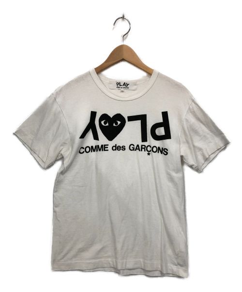 PLAY COMME des GARCONS（プレイ コムデギャルソン）PLAY COMME des GARCONS (プレイ コムデギャルソン) Tシャツ ホワイト サイズ:Mの古着・服飾アイテム