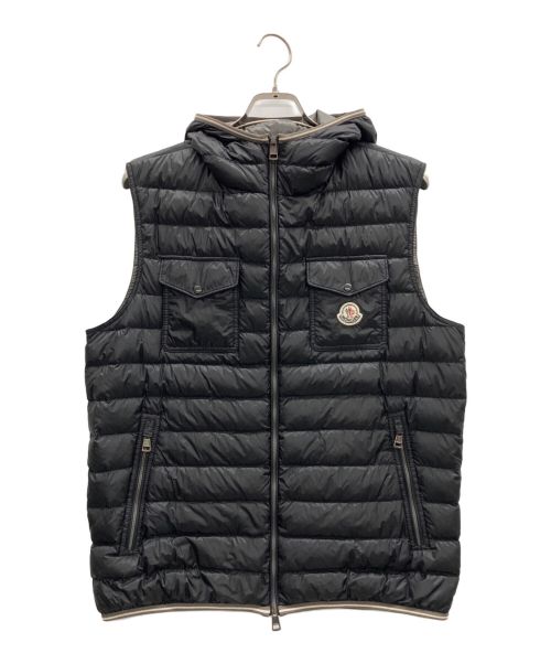 MONCLER（モンクレール）MONCLER (モンクレール) フーデッドダウンベスト ブラック サイズ:4の古着・服飾アイテム