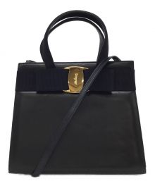 Ferragamo（フェラガモ）の古着「ショルダーバッグ」｜ブラック