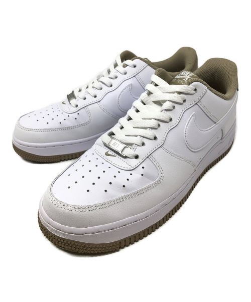 NIKE AIR（ナイキ エアー）NIKE AIR (ナイキ エアー) スニーカー　AIR FORCE 1 07（エア フォース 1 07） ホワイト×ブラウン サイズ:26cmの古着・服飾アイテム