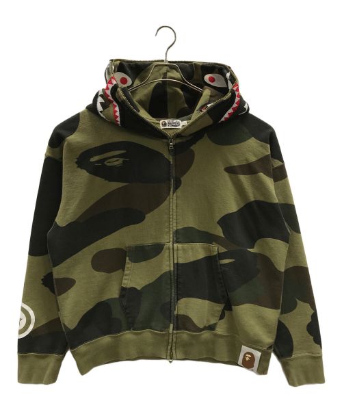 A BATHING APE（アベイシングエイプ）A BATHING APE (アベイシングエイプ) パーカー GIANT SHARK FULL ZIP HOODIE（ジャイアント シャーク フルジップ フーディ） カーキ サイズ:Lの古着・服飾アイテム