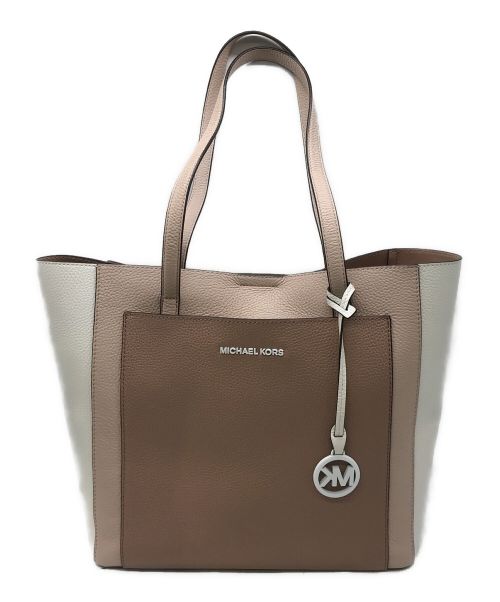 MICHAEL KORS（マイケルコース）MICHAEL KORS (マイケルコース) GEMMA LG POCKET TOTE ピンクの古着・服飾アイテム