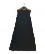 THE RERACSザ リラクス）の古着「RERACS STANDCOLLAR BACKZIP SLEEVELESS DRESS」｜ブラック