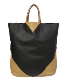 CELINE（セリーヌ）の古着「ヴェルティカルカバ トートバッグ」｜ブラック×ベージュ