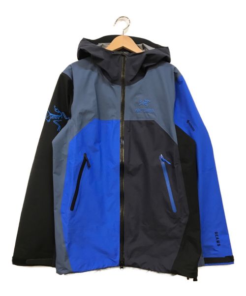 ARC'TERYX（アークテリクス）ARC'TERYX (アークテリクス) BEAMS (ビームス) Beta Jacket W - BEAMS ブルー×ネイビー サイズ:S 未使用品の古着・服飾アイテム