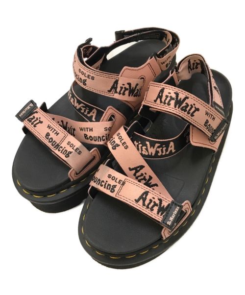 Dr.Martens（ドクターマーチン）Dr.Martens (ドクターマーチン) KIMBER 厚底サンダル ブラック×ピンク サイズ:UK5(24CM)の古着・服飾アイテム